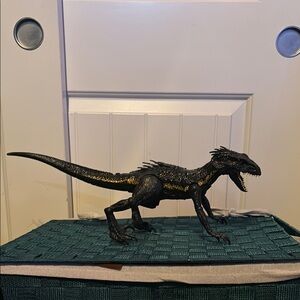 Info-Raptor Jurassic World Figurine